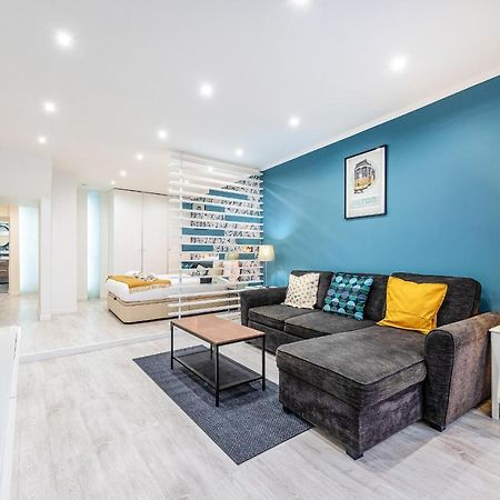 Guestready - Madalena Charming Long Studio Appartamento Lisbona Esterno foto